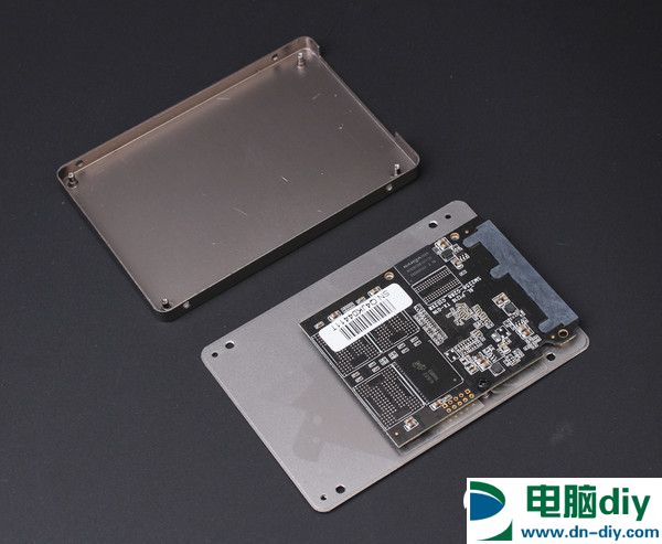 为游戏玩家而生 金速G-One 256GB SSD评测