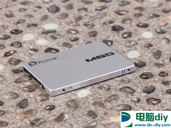 不比硬盘容量小 4款热销512GB SSD推荐