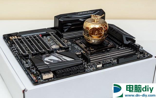 AMD 1950X和i9 7900X哪个好？AI最强1950X与7900X对比评测