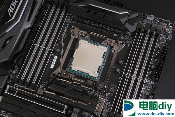 i9-7900X和TR-1950X哪个好 AMD 1950X对比i9-7900X评测 (全文)